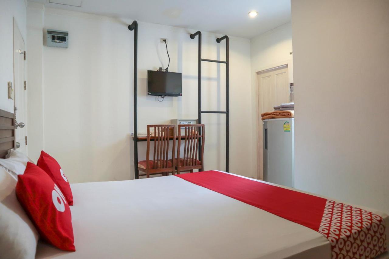 Oyo 1032 Beds Patong Hotel Phuket Екстериор снимка