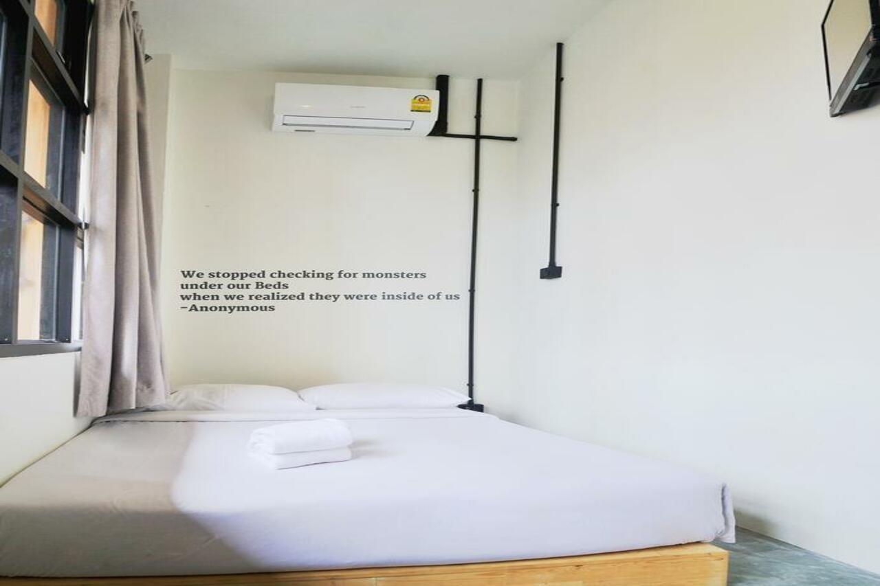 Oyo 1032 Beds Patong Hotel Phuket Екстериор снимка